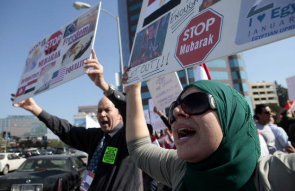 미국 내에서도 이집트의 시위대를 지지하는 집회가 곳곳에서 열리고 있다