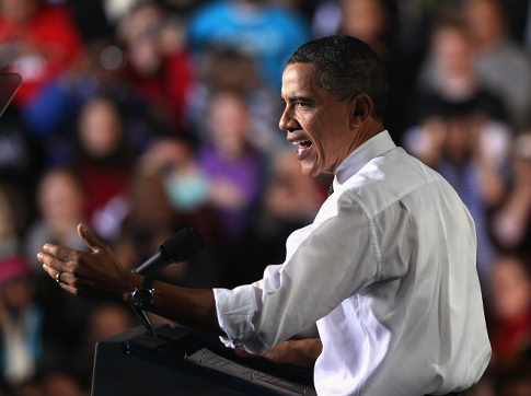 오바마 대통령이 콜로라도에서 학자금 대출 부담을 줄이는 방안을 발표하였다