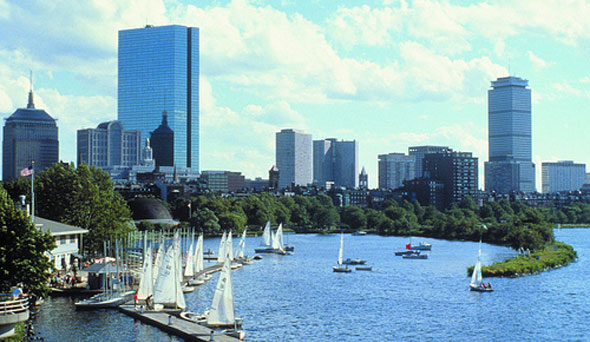 인재가 많은 도시 1위로 꼽힌 보스톤, 찰스강에서 바라본 보스톤 시내 전경