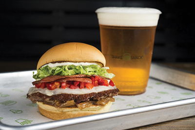 100번째 지점 오픈 기념으로 오는 일요일까지 한정판매 될 예정인 코파버거(Coppar Burger) (이미지 출처 shakeshack.com)