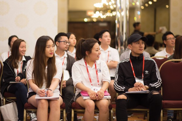 옥타의 차세대무역스쿨은 해외동포 1.5~4세대들을 대상으로 한국경제와 국제통상에 관해 교육하는 프로그램으로 월드옥타의 주요 사업 중 하나다