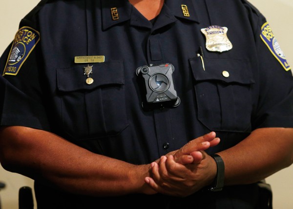 보스톤 경찰서 주요 부서의 백인 남성 경찰 비율이 지나치게 높은 것으로 나타났다
