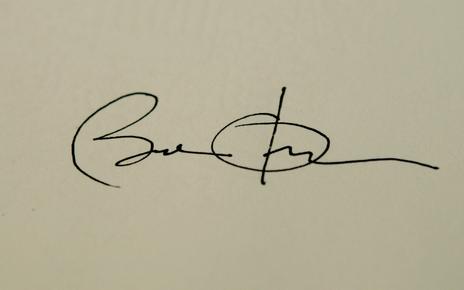 오토펜으로 서명 된 오바마 대통령의 사인