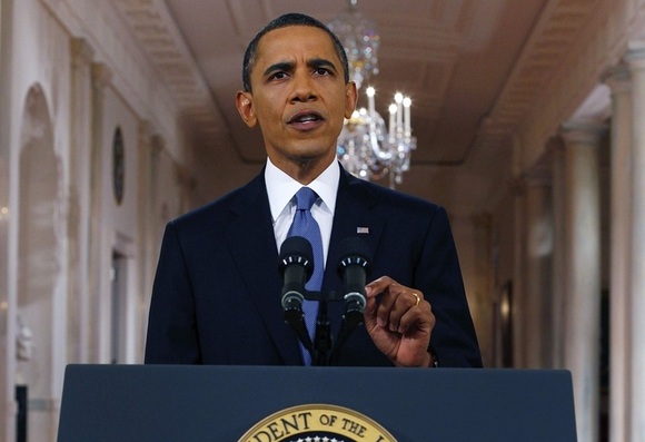 버락 오바마 대통령이 백악관에서 아프간 주둔 미군의 철군 계획을 발표하고 있다