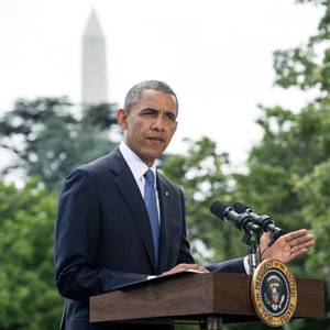 지난 13일 백악관에서 275명의 미군을 이라크에 퍄병할 수 있다는 연설을 하고 있는 버락 오바마 대통령
