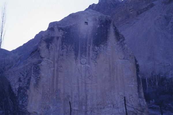 파키스탄 Dainyor마을의 석각 명문 토번 불상