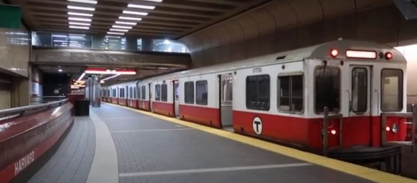 하버드 전철역(유튜브 동영상 캡쳐)