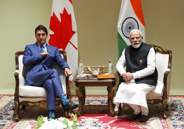 나렌드라 모디 인도 총리와 쥐스탱 트뤼도 캐나다 총리가 2023년 9월 10일 인도 수도 뉴델리에서 주요 20개국(G20) 정상회의를 계기로 양자 회담을 하고 있다.