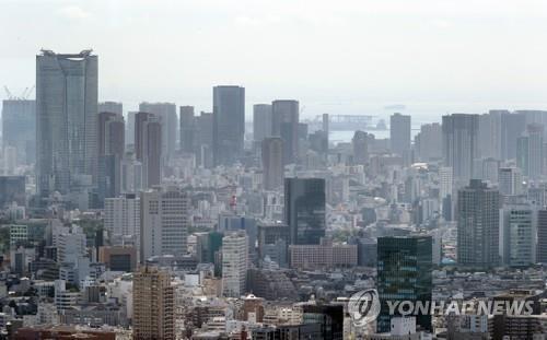 고층 건물 늘어선 일본 도쿄 도심 모습